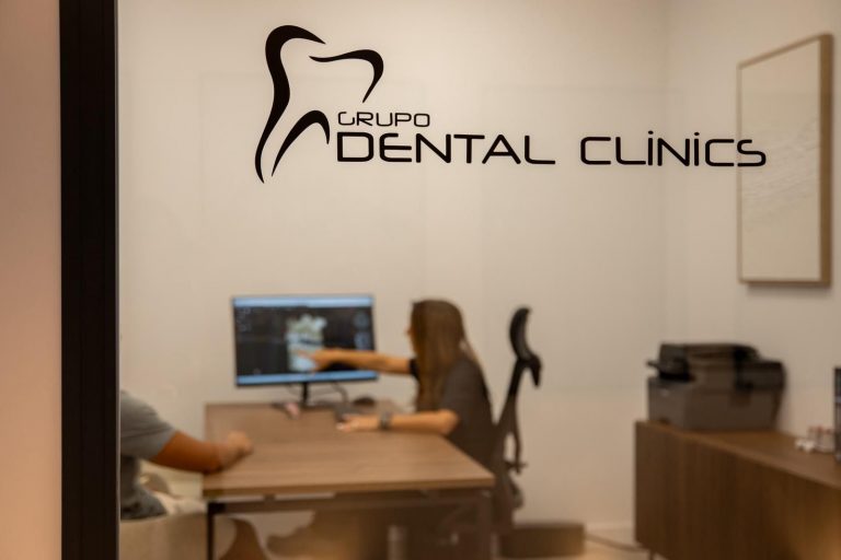 Clínica Dental Campo De Gibraltar