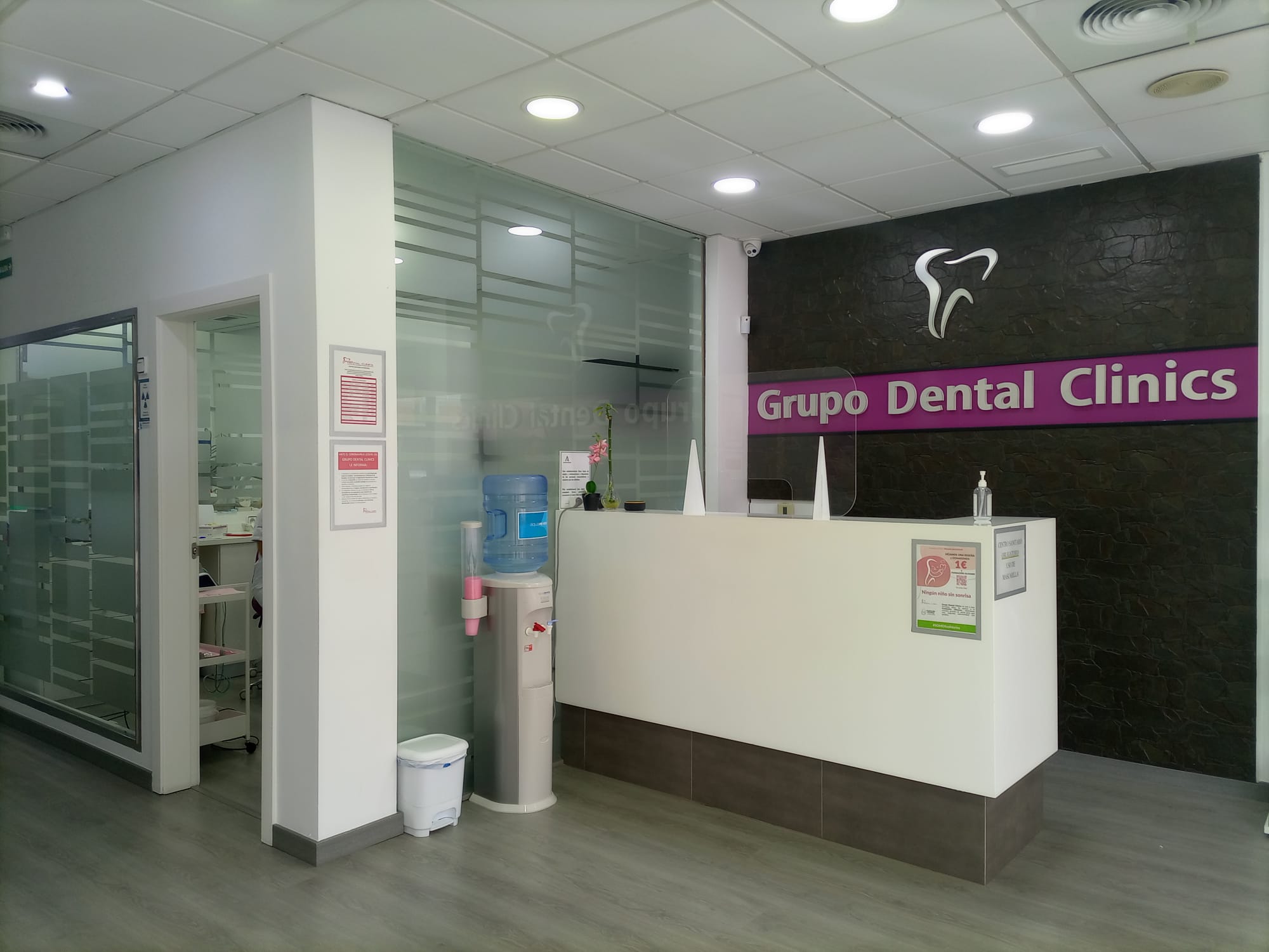 Grillz dentales y sus riesgos. • Clínica Finedent Granada